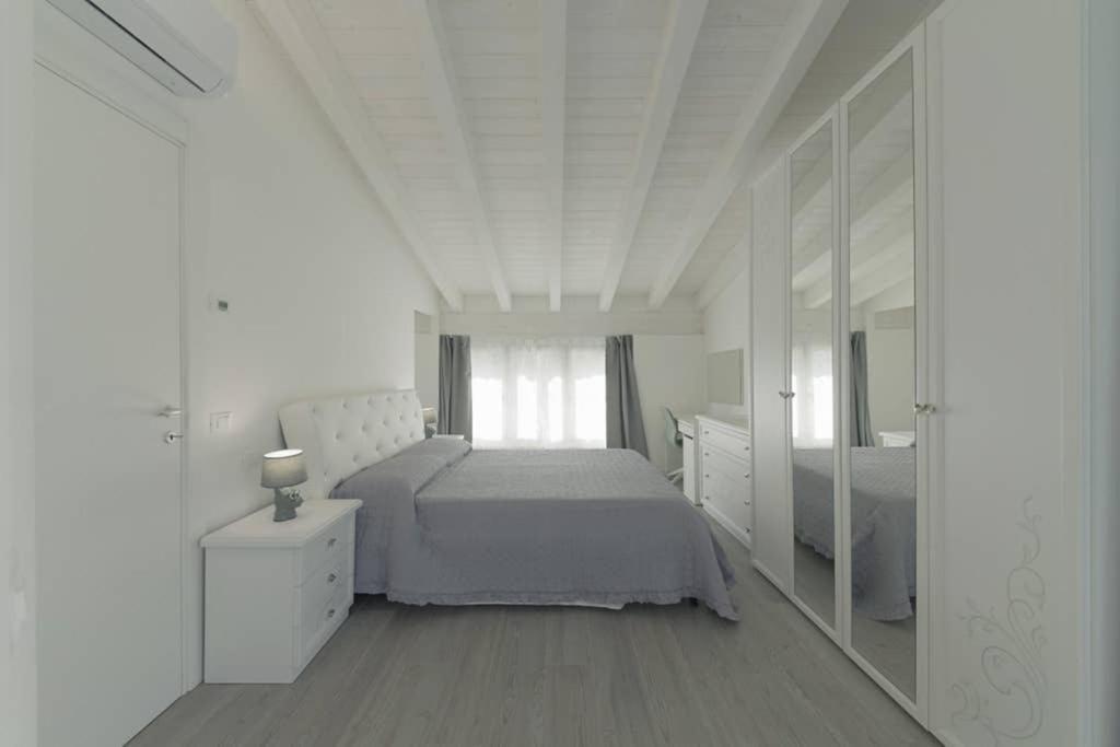 Villa Joy Verona - Luxury Chalet ภายนอก รูปภาพ