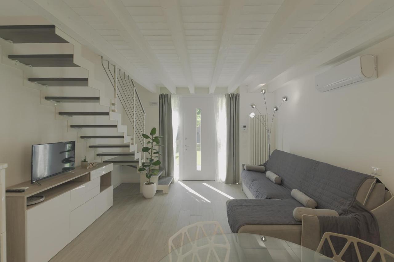 Villa Joy Verona - Luxury Chalet ภายนอก รูปภาพ