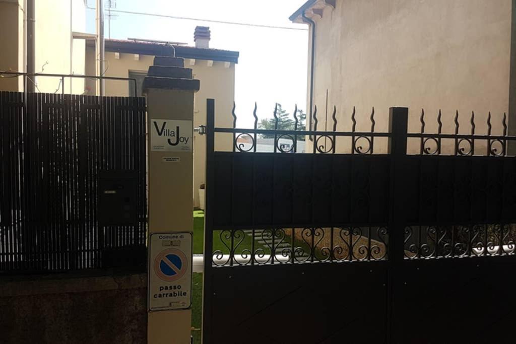Villa Joy Verona - Luxury Chalet ภายนอก รูปภาพ